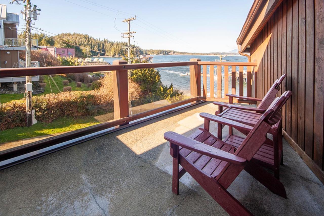 Himwitsa Lodge Tofino Exterior photo
