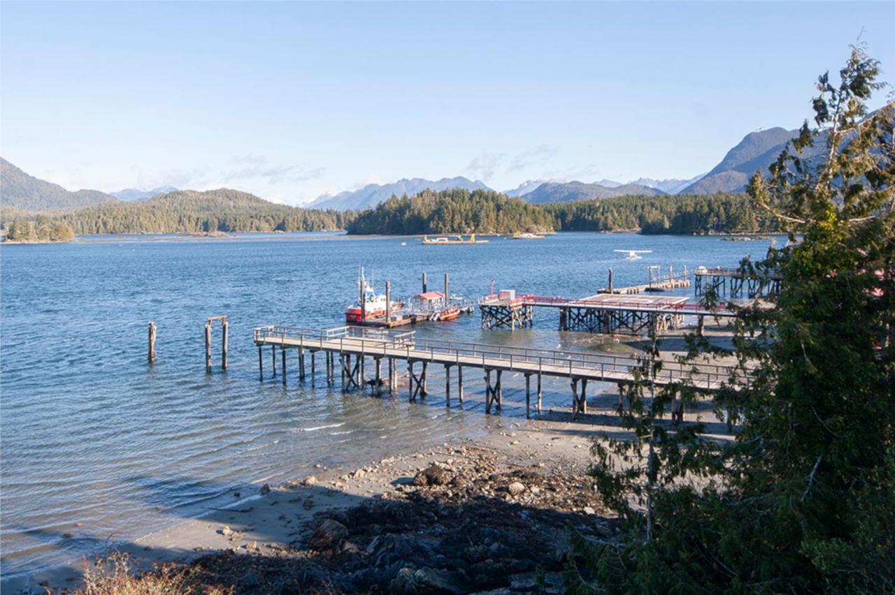 Himwitsa Lodge Tofino Exterior photo